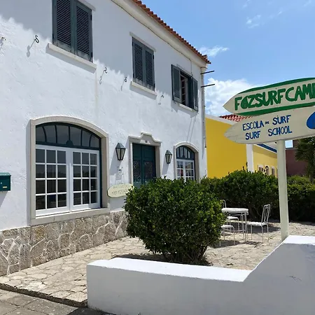 Foz Surfcamp *