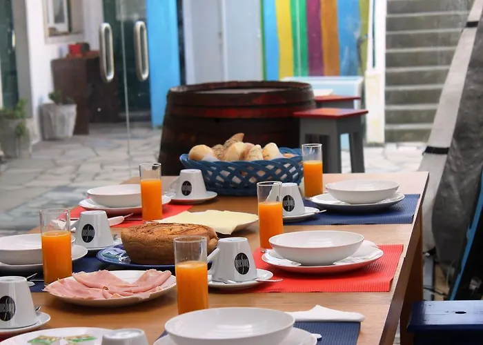 Πανσιόν Foz Surfcamp Foz do Arelho